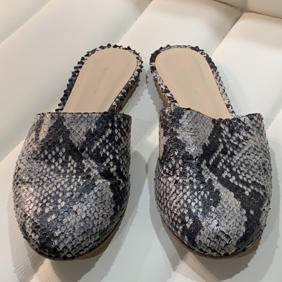 Emerson Fry Grey Cobra Slides Size 36 - Picture 4 of 11